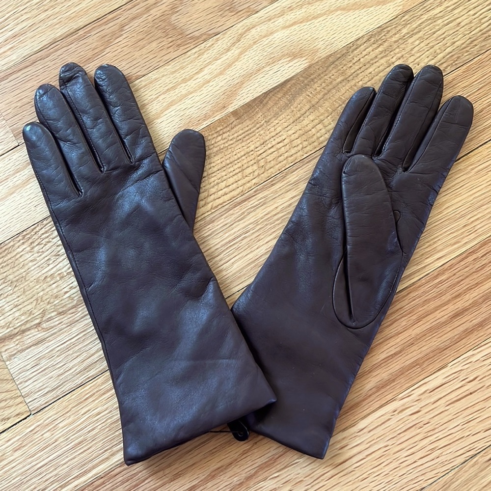 genuine leather, 100% cashmere lined gloves, brown. Women’s size 7.5